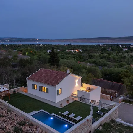 Casa Sorelle Secluded With Breathtaking Pool וילה