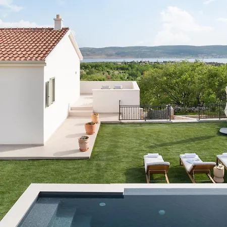 Casa Sorelle Secluded With Breathtaking Pool *