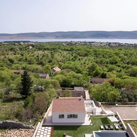 Casa Sorelle Secluded With Breathtaking Pool Villa