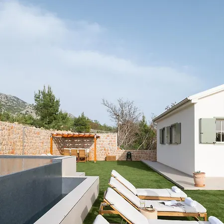 Casa Sorelle Secluded With Breathtaking Pool וילה *