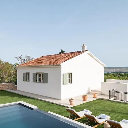 Villa Casa Sorelle Secluded With Breathtaking Pool *