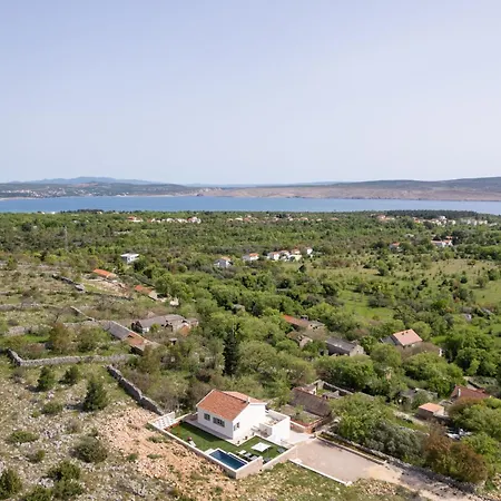 Casa Sorelle Secluded With Breathtaking Pool Villa *