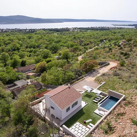 Casa Sorelle Secluded With Breathtaking Pool Villa *