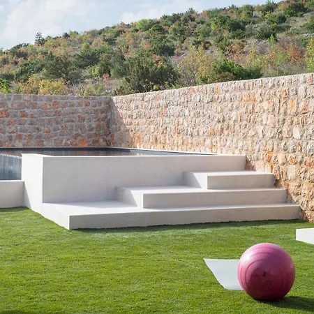 וילה Casa Sorelle Secluded With Breathtaking Pool סלינה