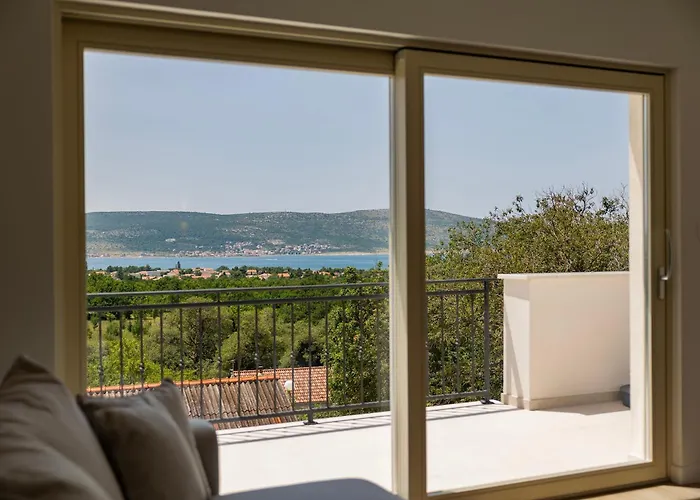 Luxury Casa Sorelle Croatia, Secluded House With A Breathtaking View And Heated Infinity Pool Villa *