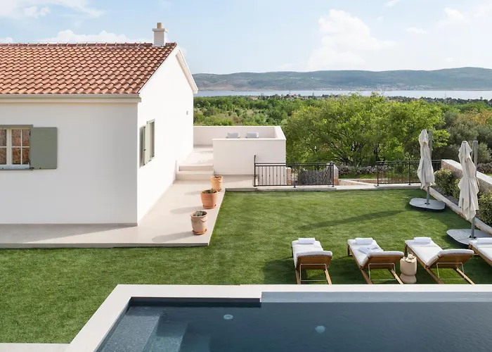 Casa Sorelle Secluded With Breathtaking Pool *