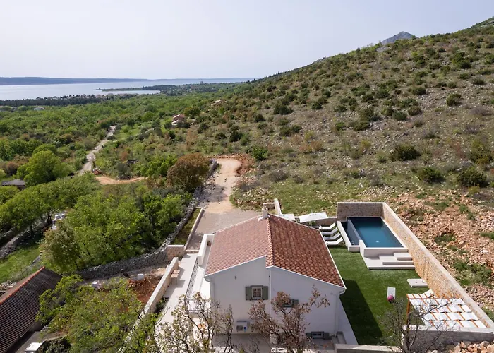Casa Sorelle Secluded With Breathtaking Pool Seline