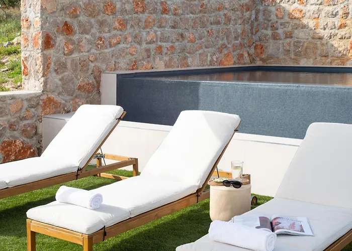 Casa Sorelle Secluded With Breathtaking Pool Villa *