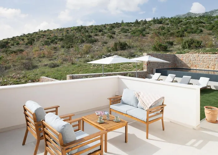 Vila Casa Sorelle Secluded With Breathtaking Pool *