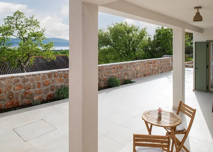 Casa Sorelle Secluded With Breathtaking Pool Villa Seline