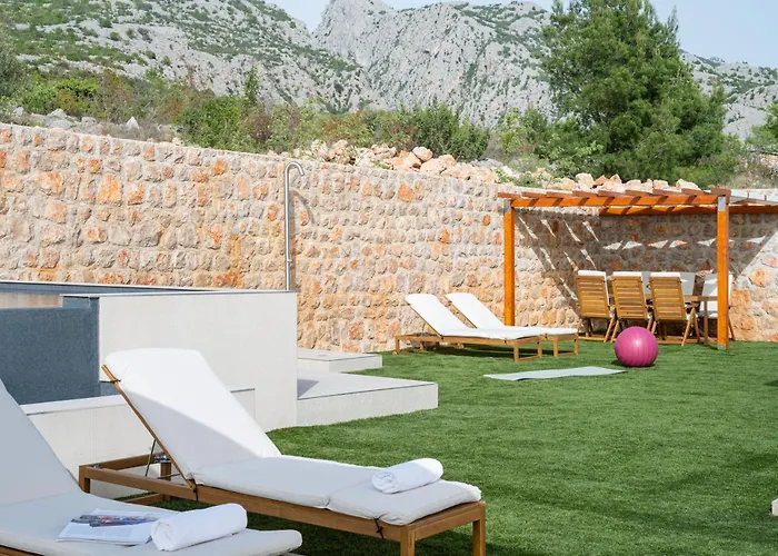 Villa Casa Sorelle Secluded With Breathtaking Pool