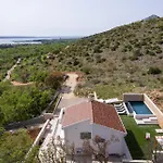 Casa Sorelle Secluded With Breathtaking Pool Seline