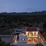 Casa Sorelle Secluded With Breathtaking Pool Willa Seline