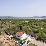 Casa Sorelle Secluded With Breathtaking Pool * Seline